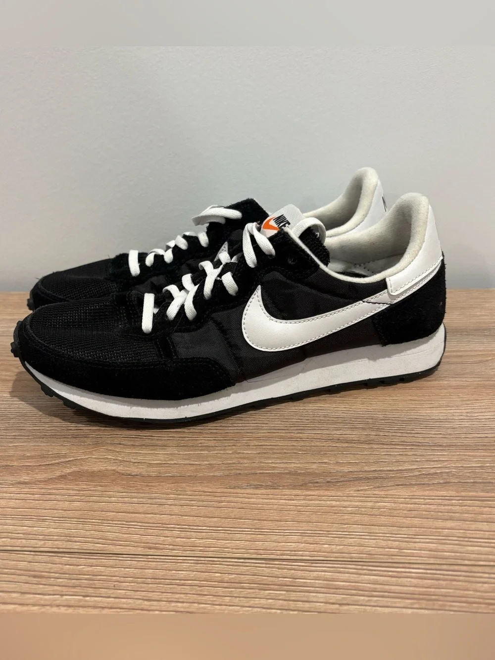 Nike ChallengerOG Men black Sneakers Size size 8
